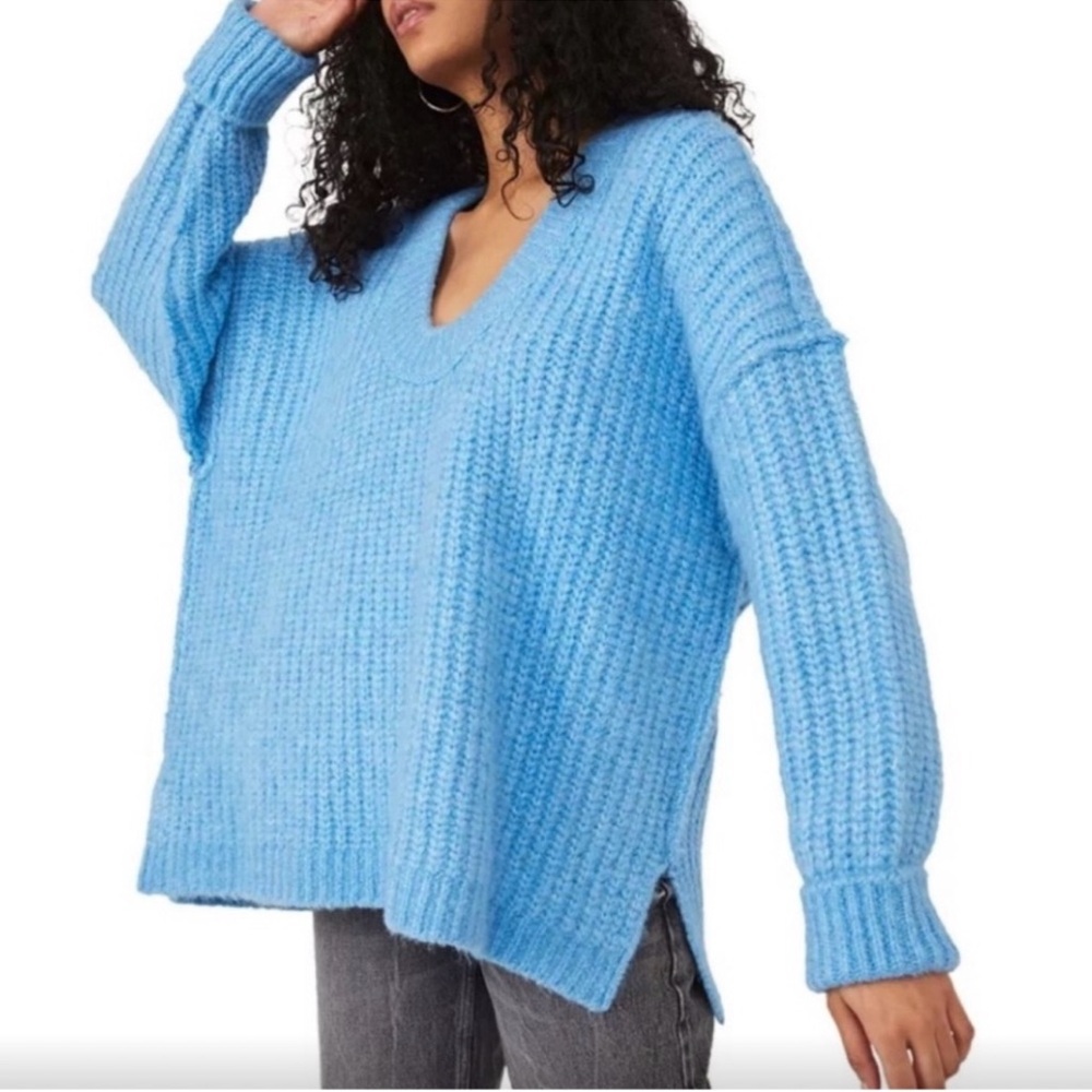 Free People Blue Bell U-neck sweater in Blue Ice
